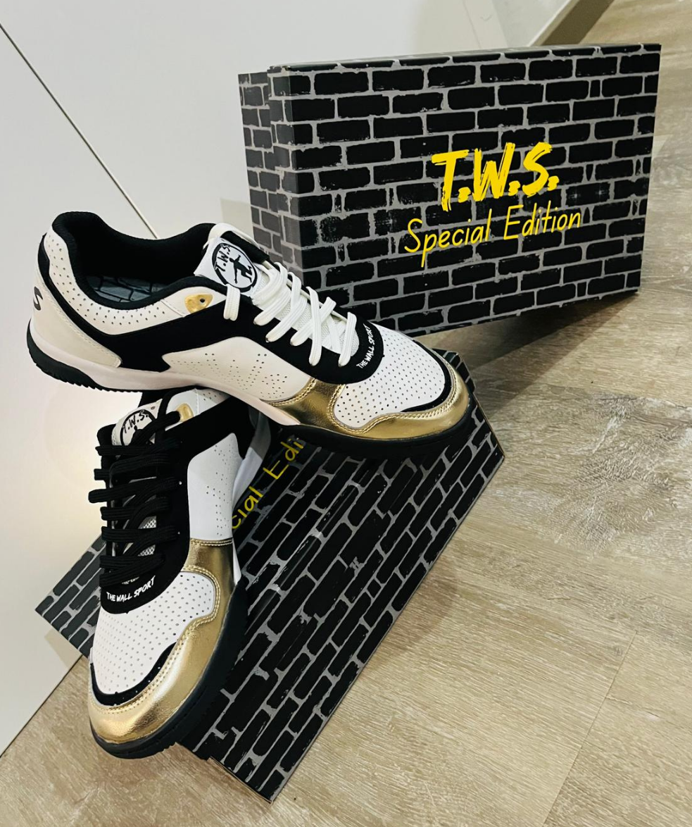 Chaussures de football à 5 ​​SPECIAL EDITION GOLD Performance et Confort pour le Futsal